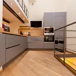 Luxury 3 Fiat, Ariberto Home, Tra Centro Storico Di Milano E Navigli, Con Spaziosa Jacuzzi