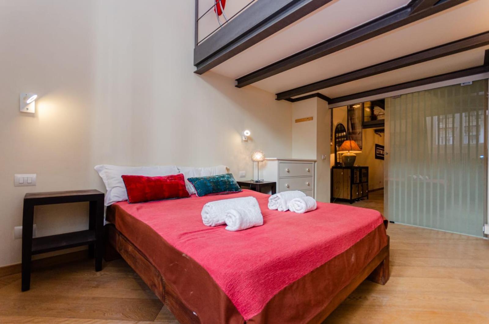 Luxury 3 Fiat, Ariberto Home, Tra Centro Storico Di E Navigli, Con Spaziosa Jacuzzi