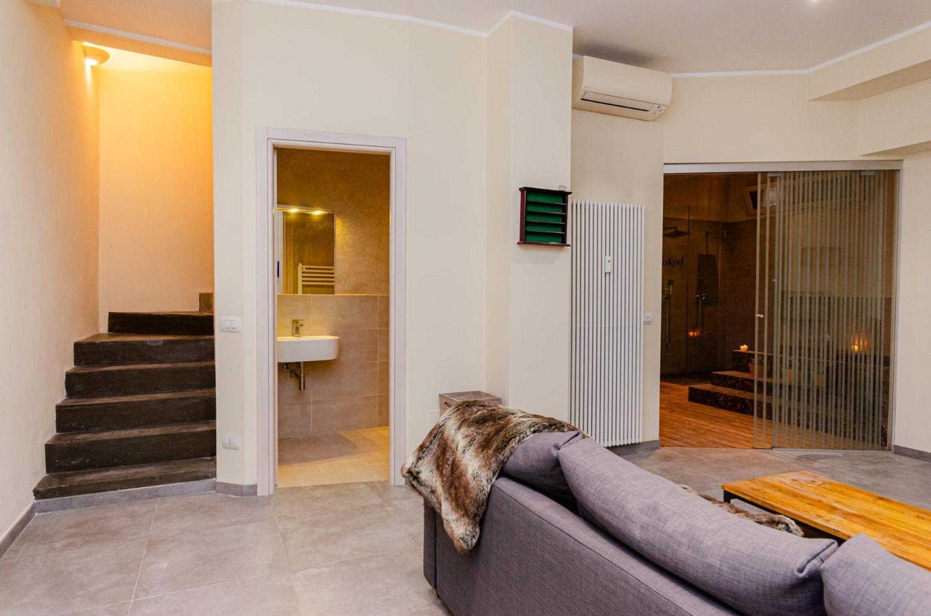 Luxury 3 Fiat, Ariberto Home, Tra Centro Storico Di E Navigli, Con Spaziosa Jacuzzi *