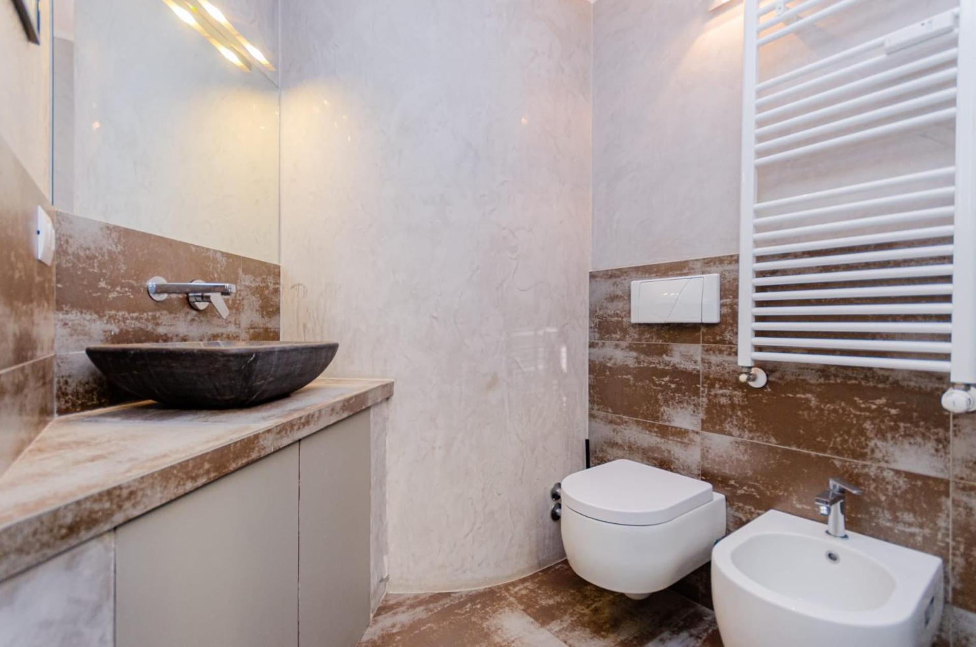Appartement Luxury 3 Fiat, Ariberto Home, Tra Centro Storico Di E Navigli, Con Spaziosa Jacuzzi