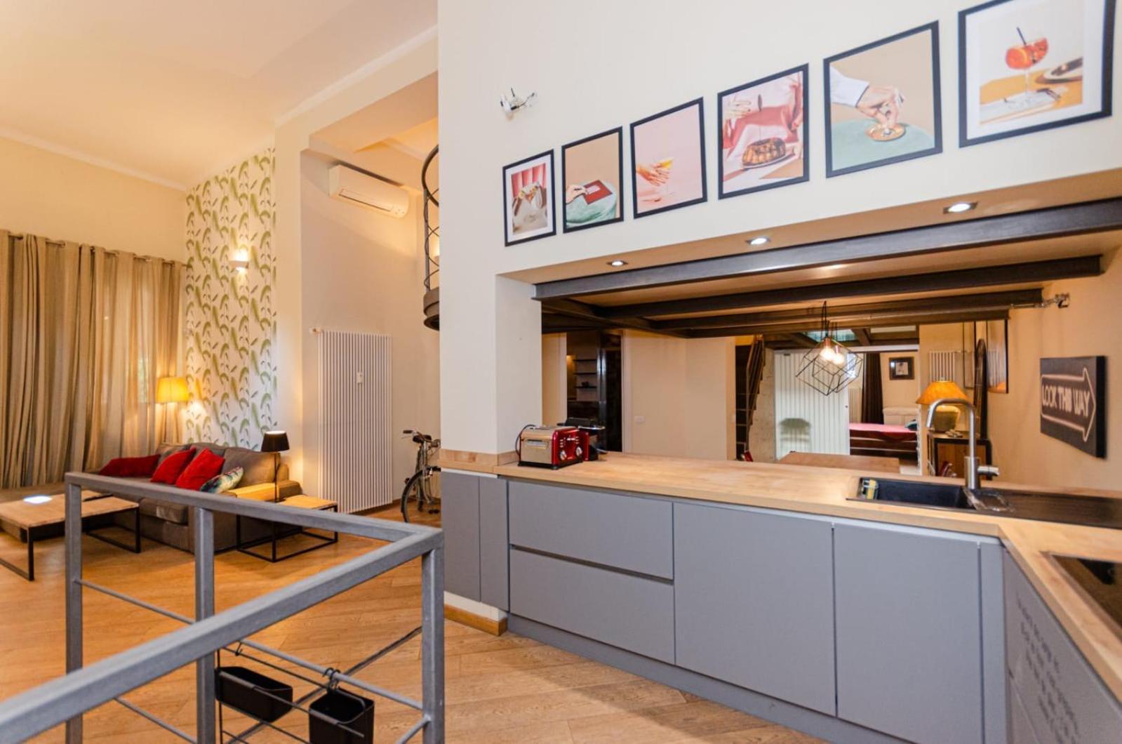 Appartement Luxury 3 Fiat, Ariberto Home, Tra Centro Storico Di E Navigli, Con Spaziosa Jacuzzi Milan