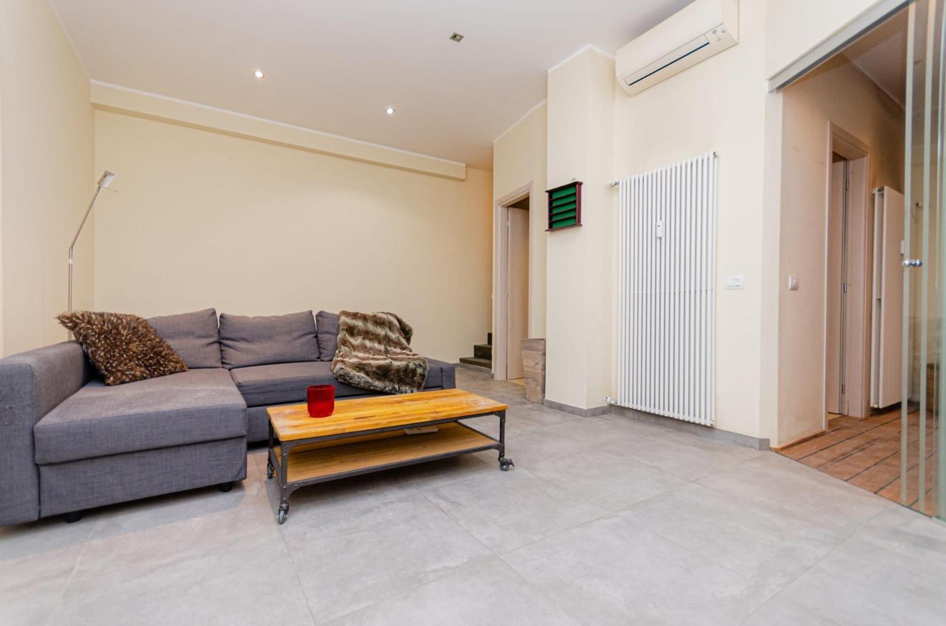 Luxury 3 Fiat, Ariberto Home, Tra Centro Storico Di E Navigli, Con Spaziosa Jacuzzi Appartement